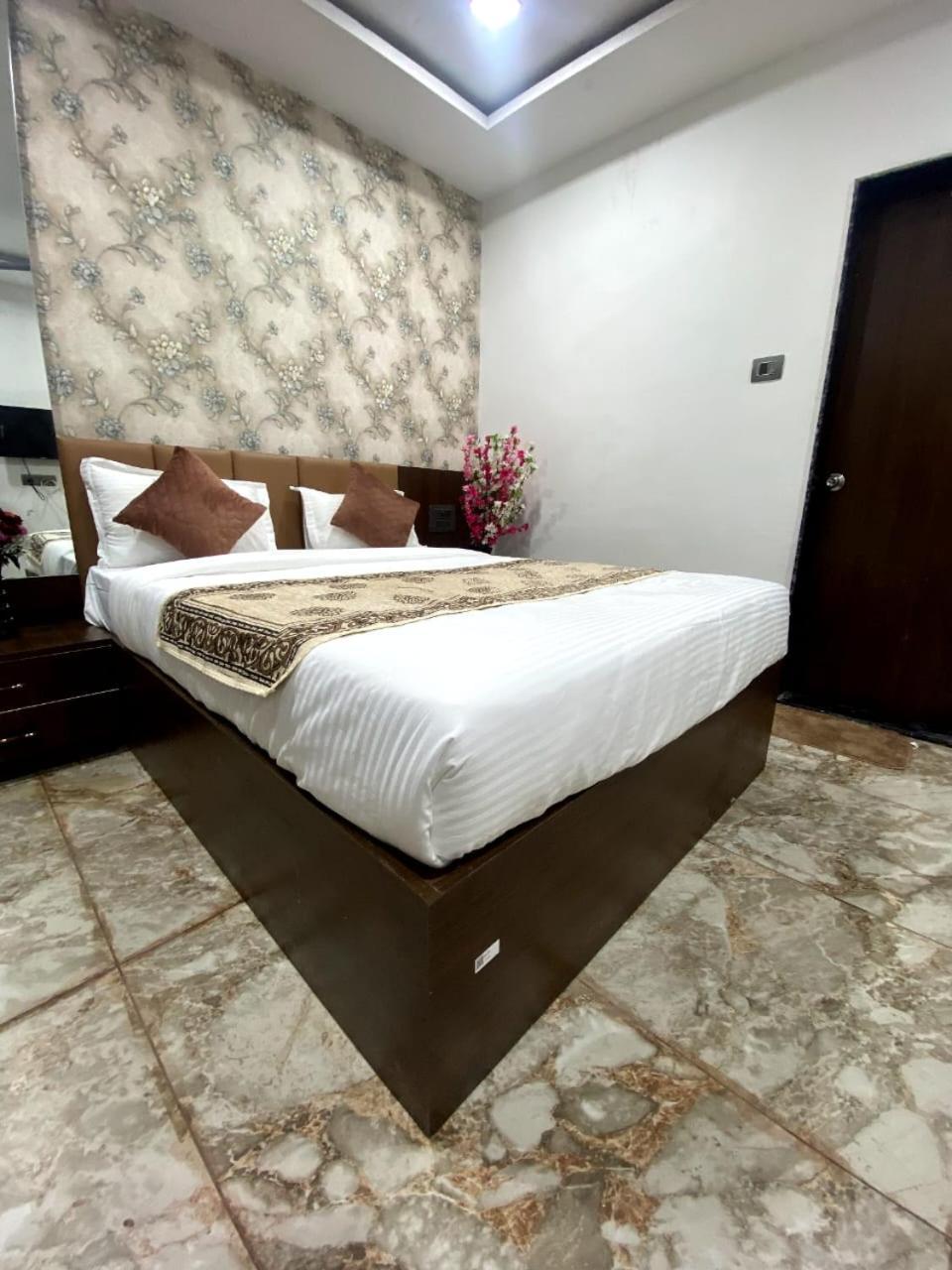 Bed and Breakfast Sahyagiri Heights à Mahābaleshwar Extérieur photo