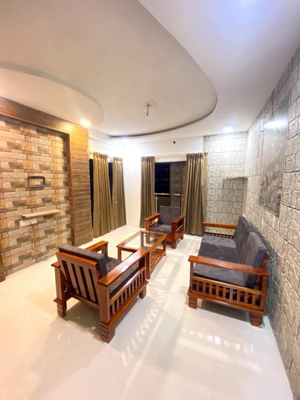 Bed and Breakfast Sahyagiri Heights à Mahābaleshwar Extérieur photo